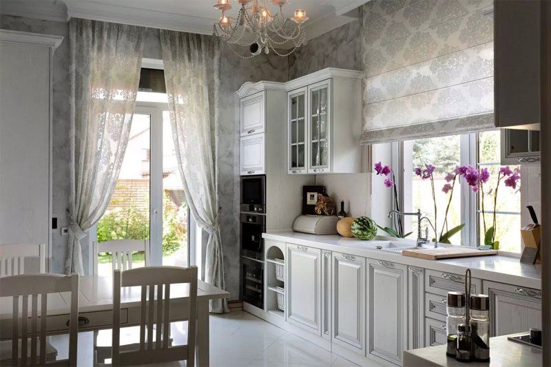 Curtains for the kitchen in the style of Provence