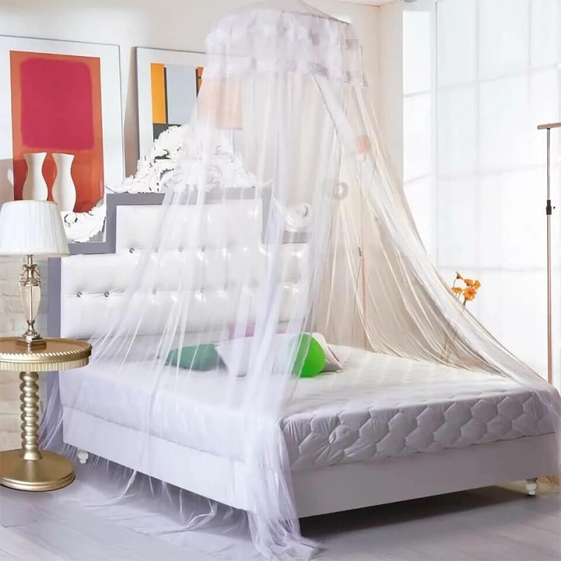 Bed a canopy