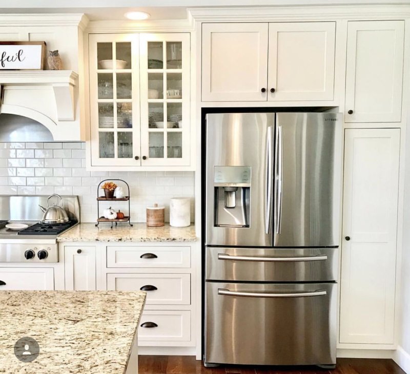 Kitchen design with a large refrigerator