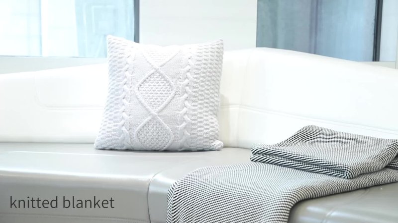 Knitted blankets and pillowcases