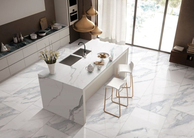 Paul for marble in the interior