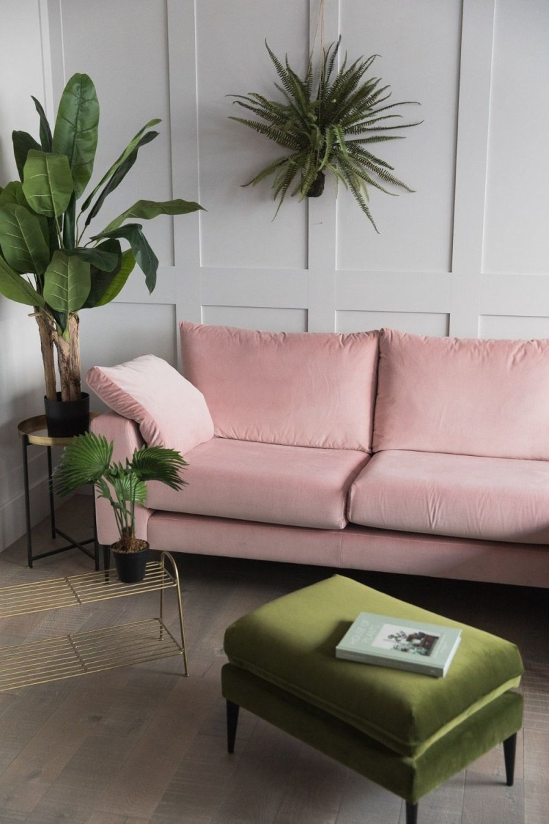 Pink sofa in the interior