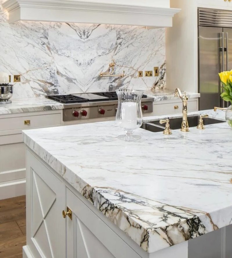 Marble countertop for the kitchen