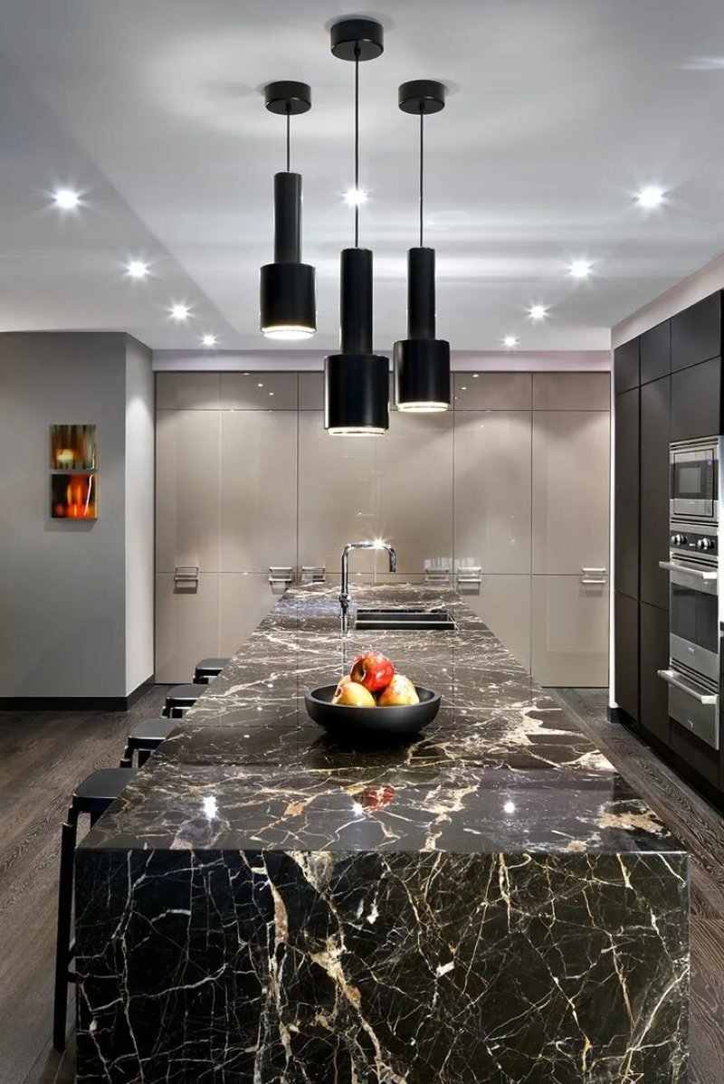 Marble in the interior of the kitchen