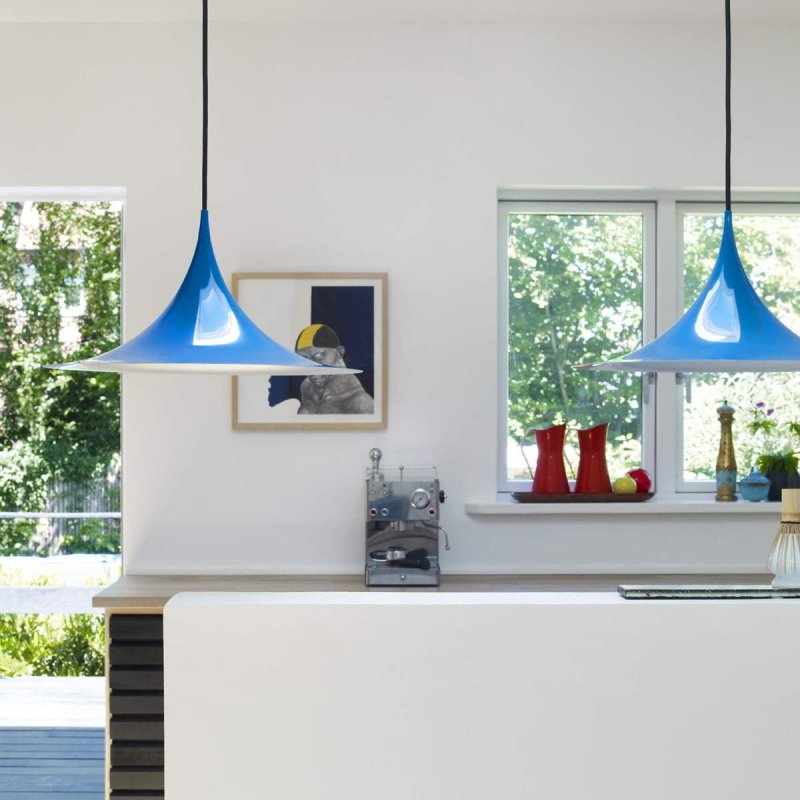 The suspended lamp is modern