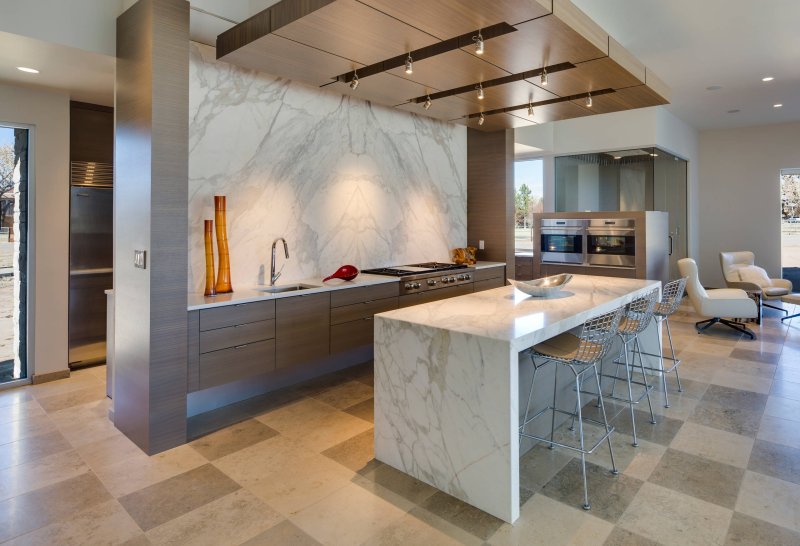 Marble in the interior of the kitchen