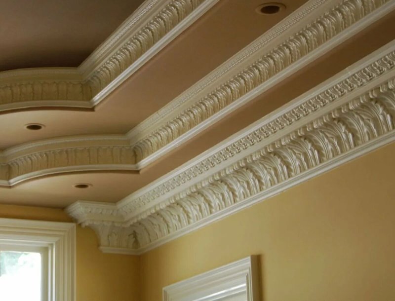 Molding ceiling design