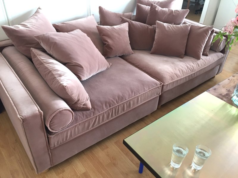 Natuzzi sofa, a shade of "dusty rose",