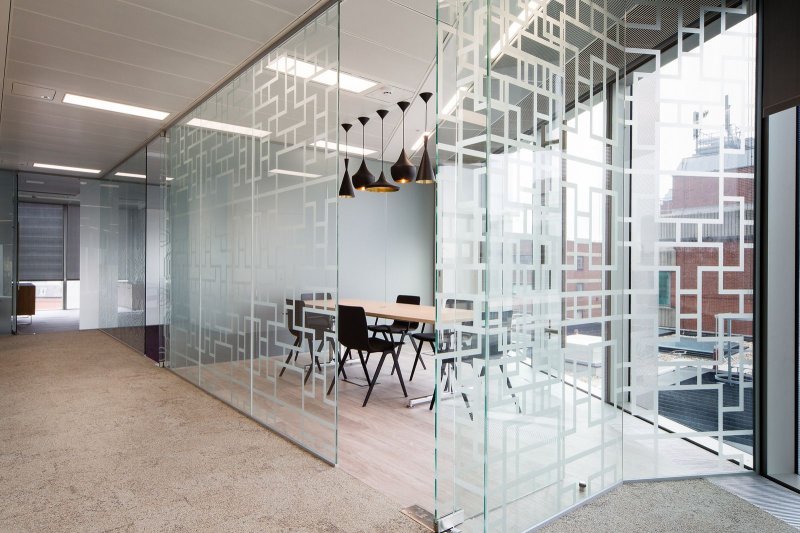 Glass partition for office