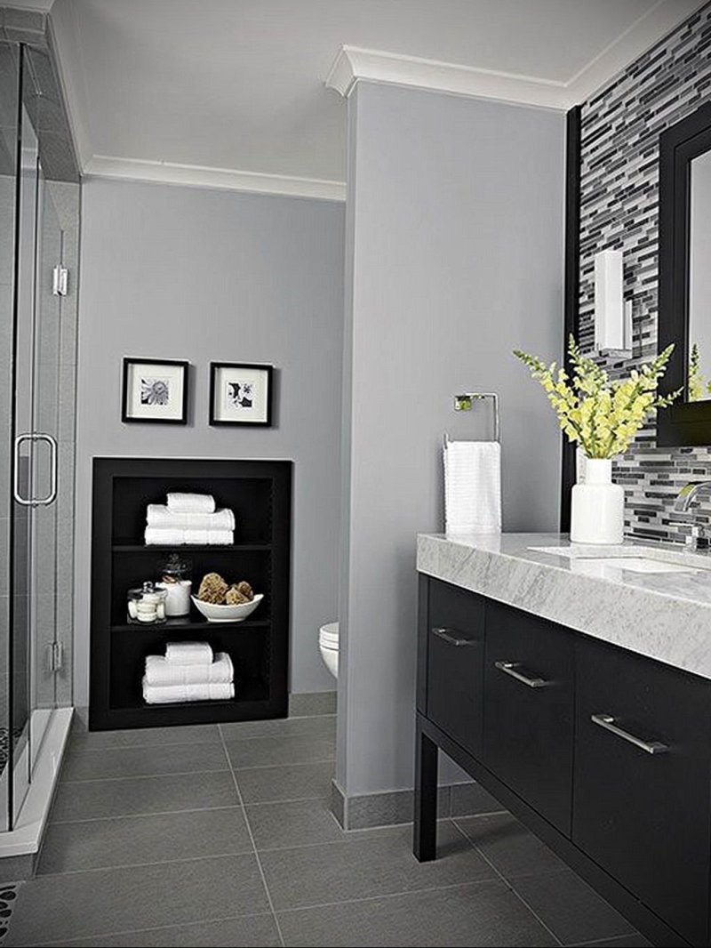 Gray bathroom design