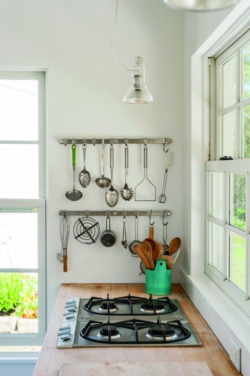 Railing in the interior of the kitchen