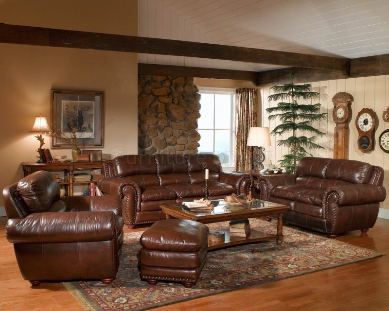 Leather furniture in the interior