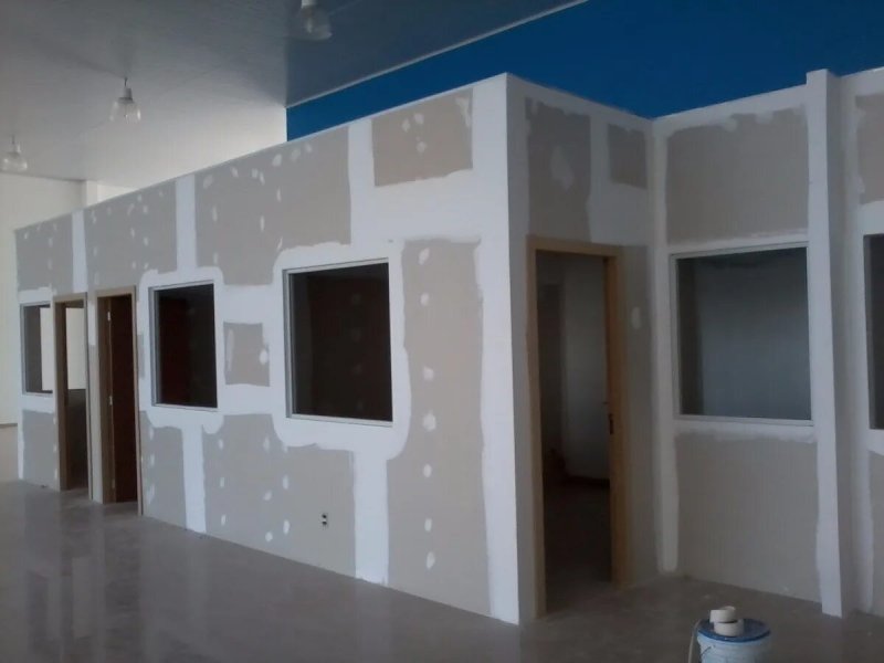 Wall decoration with drywall