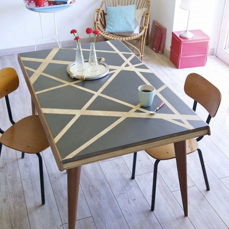 Geometric table