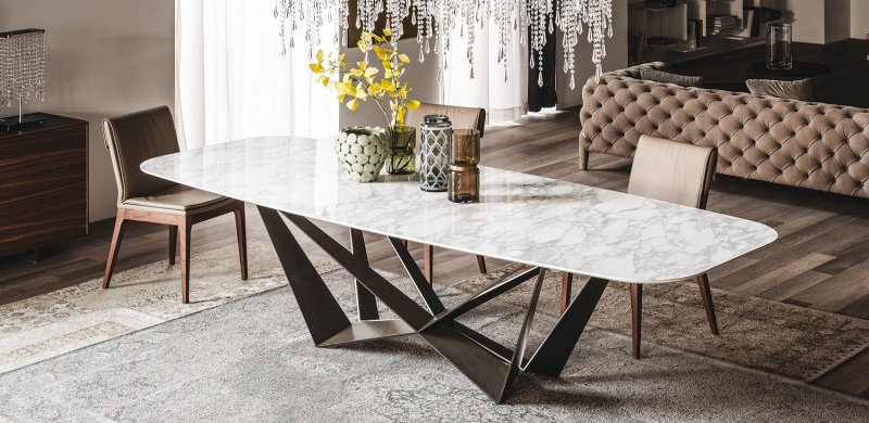 Cattlan Italia Dining table