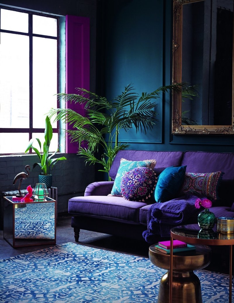 The combination of green and purple in the interior