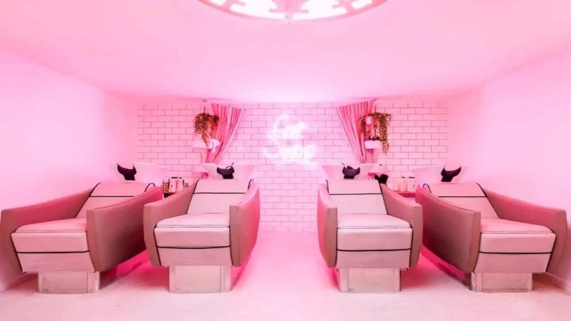 The interior of the beauty salon