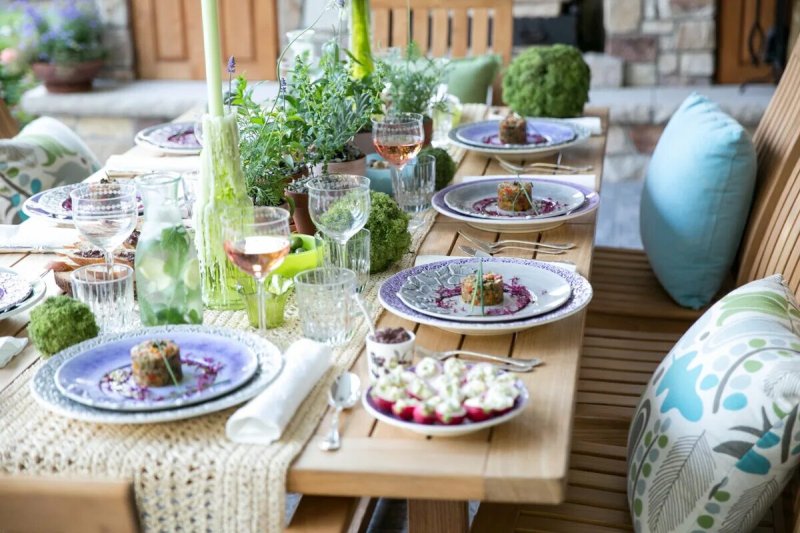 Serving the summer table