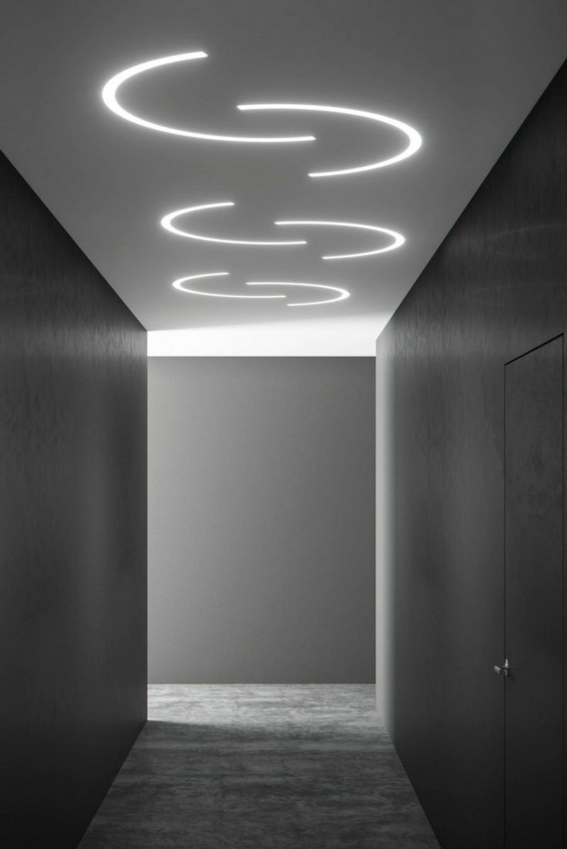 Ceiling design with light lines