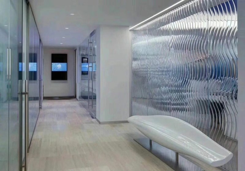 Glass partition