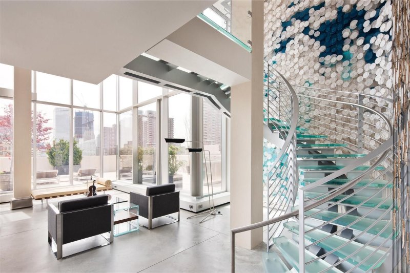 Glass stairs in the interior