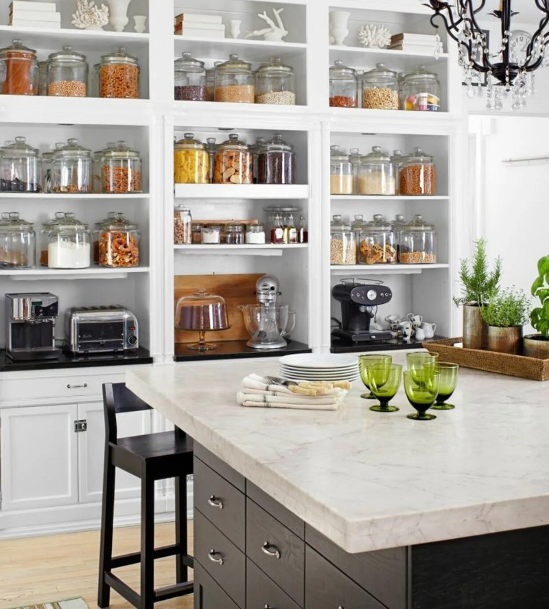 Kitchen with open shelves design