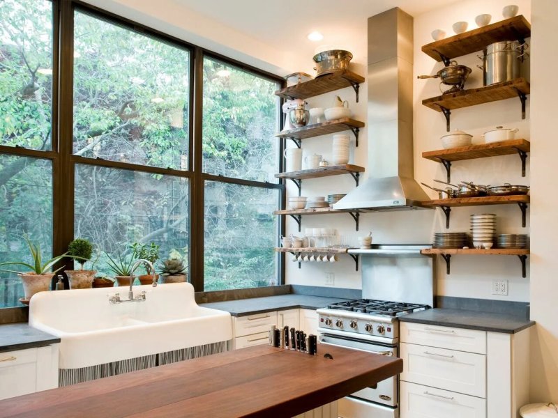 Kitchens with open shelves