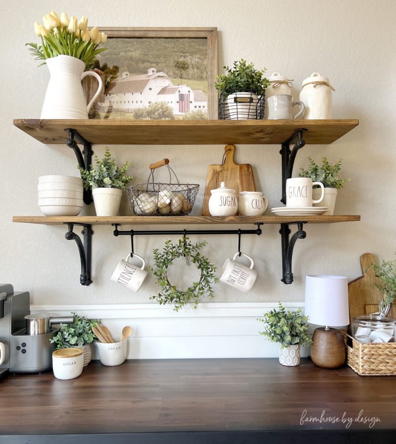 Shelves decor in the kitchen