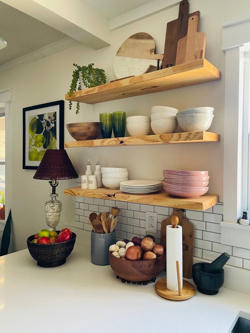 Open shelves for kitchen