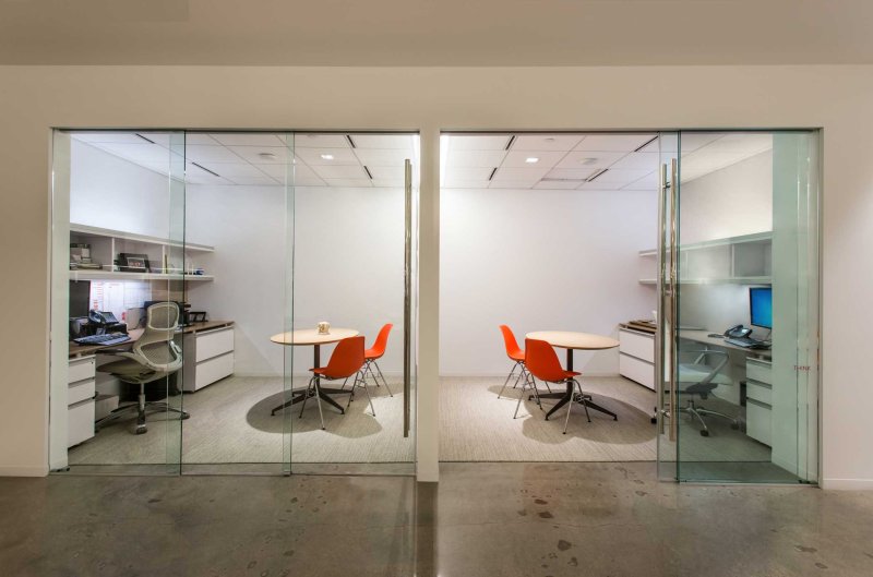 Glass partition for office