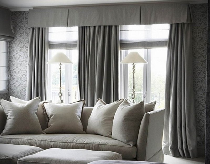 Gray curtains in the interior