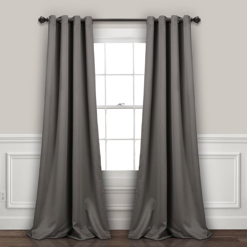 Blackout curtain