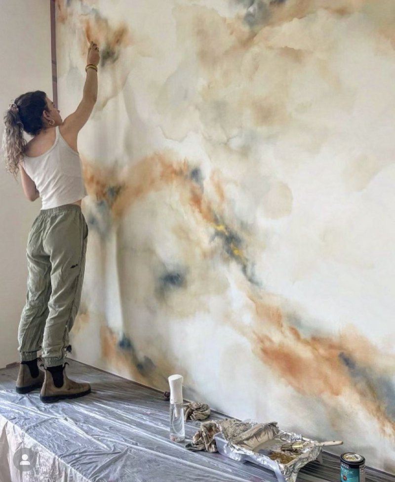 Wall decor with paint