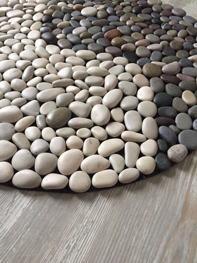 Pebble mat