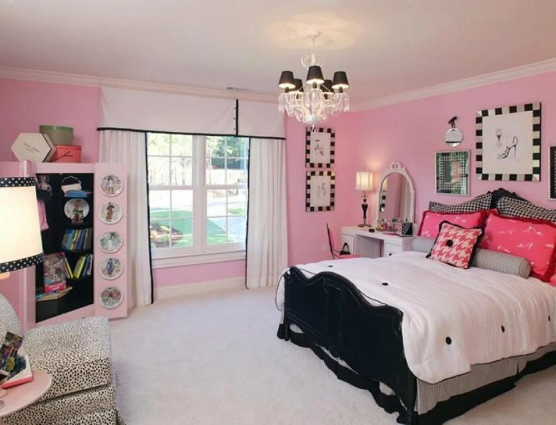 Sleeping room for girls