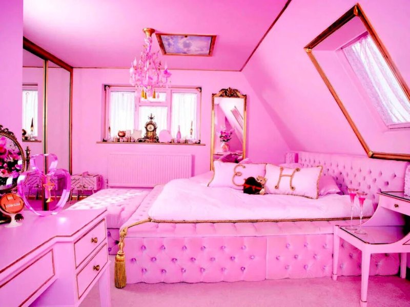 Pink bedroom