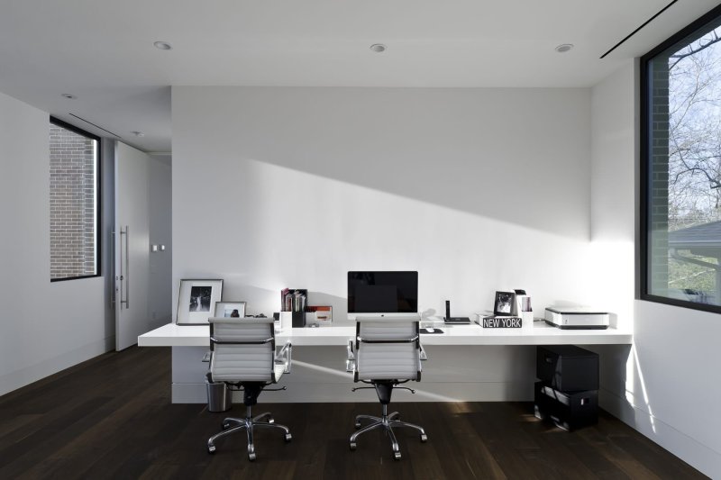 Minimalism style office