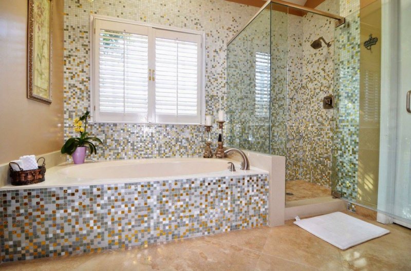 Mosaic in the interior of the bathroom