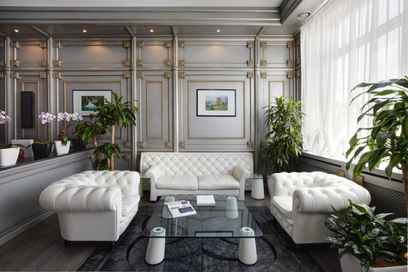 Neoclassic style in the interior