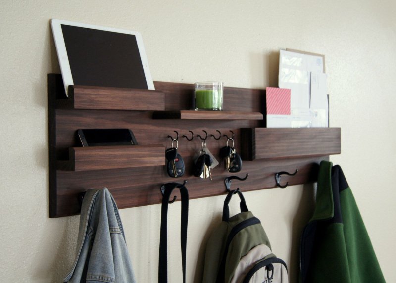 Key shelf in the hallway