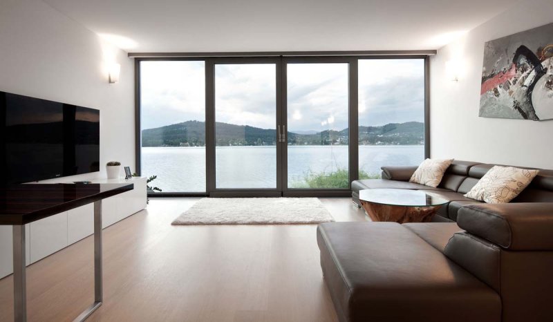 Panoramic glazing rehau