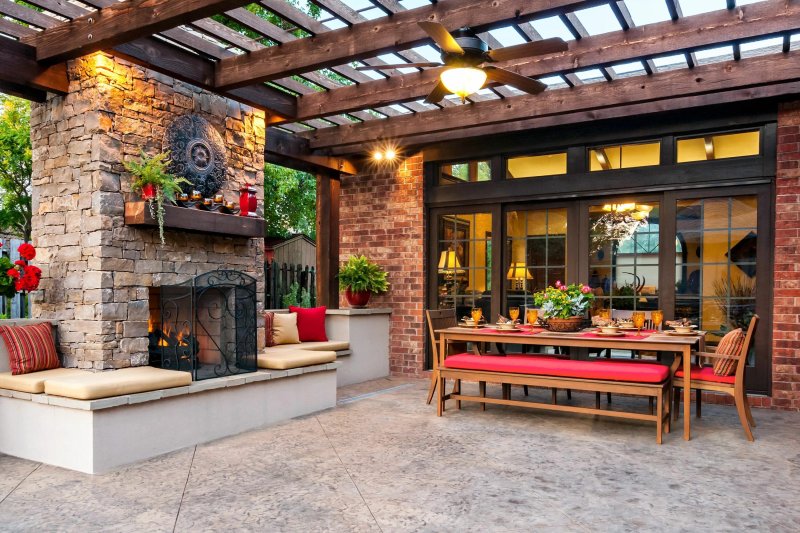 Veranda Patio with barbecue