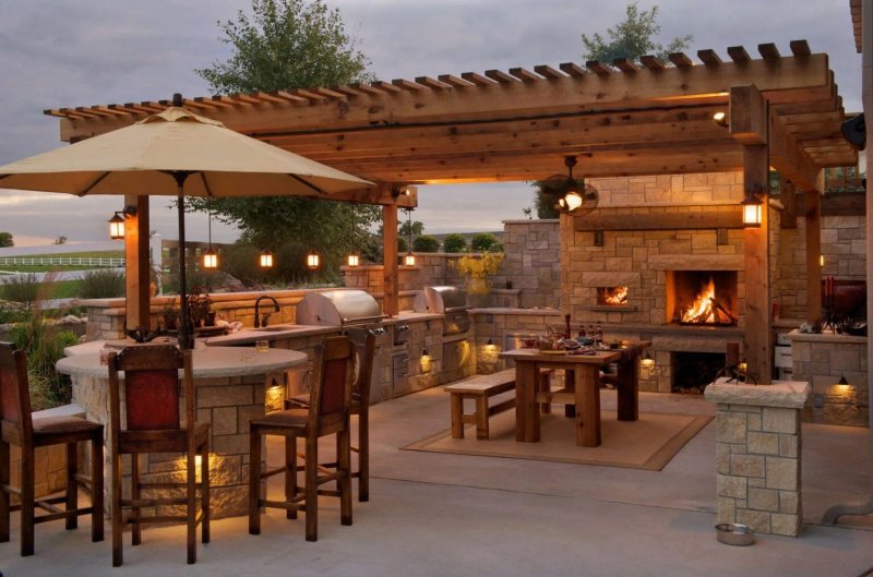 Pergola Patio with barbecue