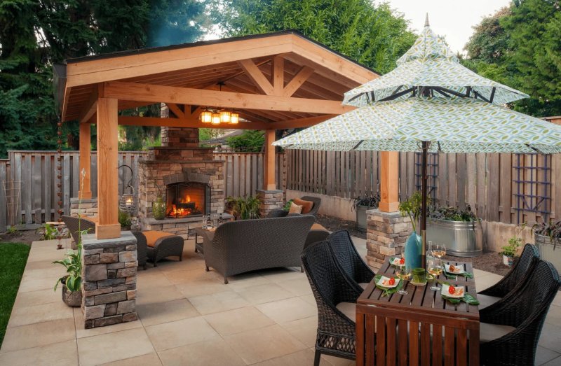 Pergola Patio with barbecue