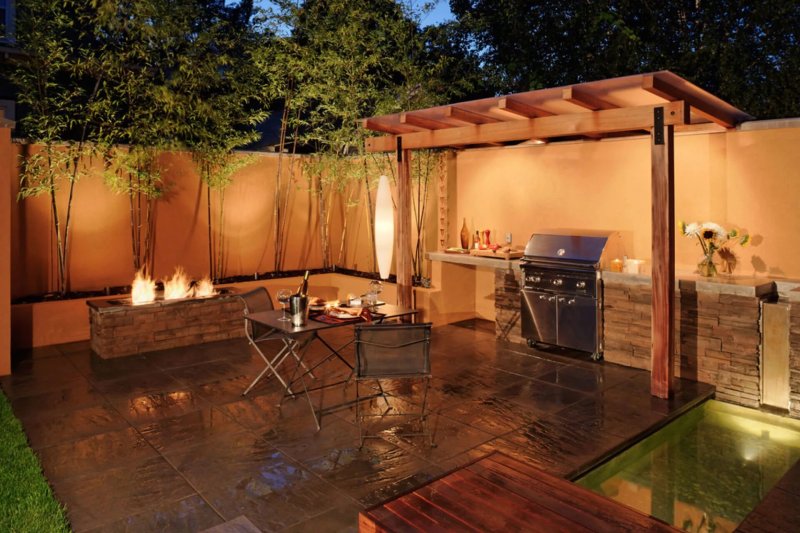 Pergola Patio with barbecue