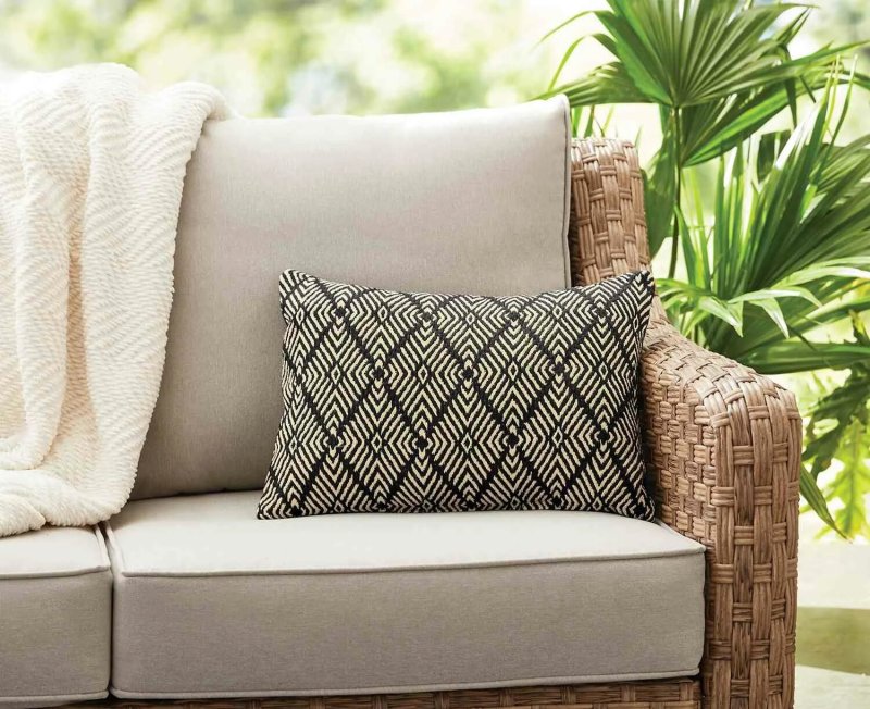 Sadia furniture pillows