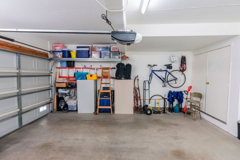 Garage arrangement