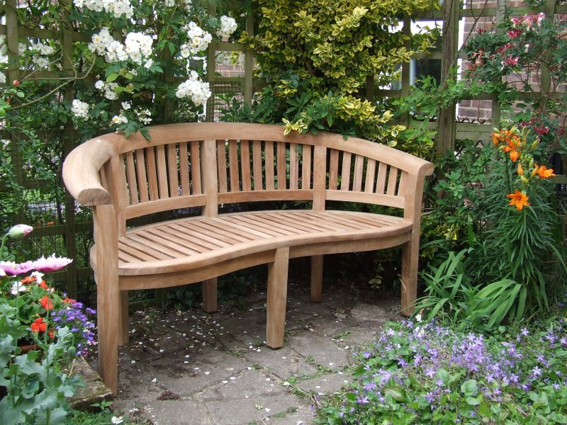 Semicircular benches in the garden