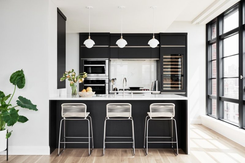 Black white kitchen