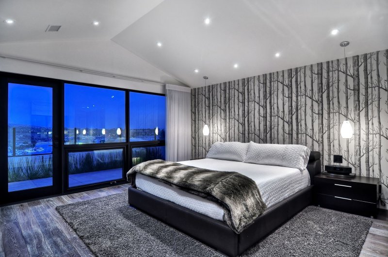 Contemporary bedroom